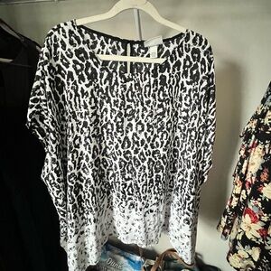Ava & Viv Black and White Animal Print Blouse